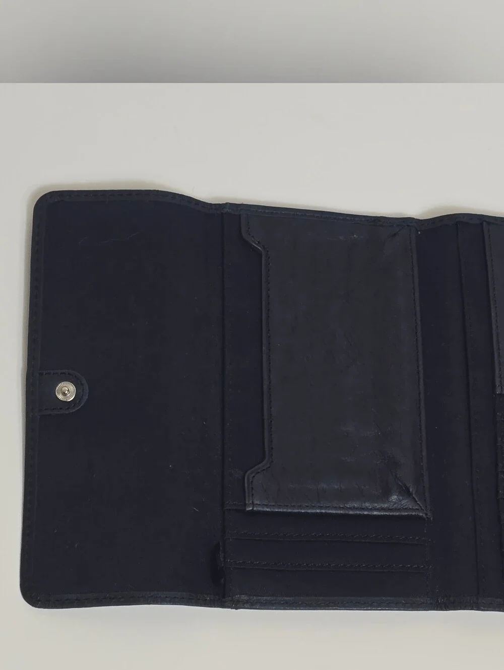 Fossil Women's Black Leather Zip Wallet